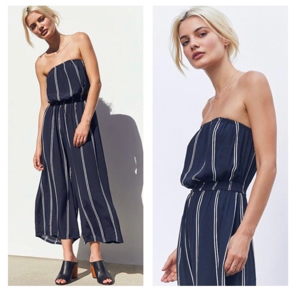 NEW URBAN OUTFITTERS Strapless striped jumpsuit. - Picture 1 of 5